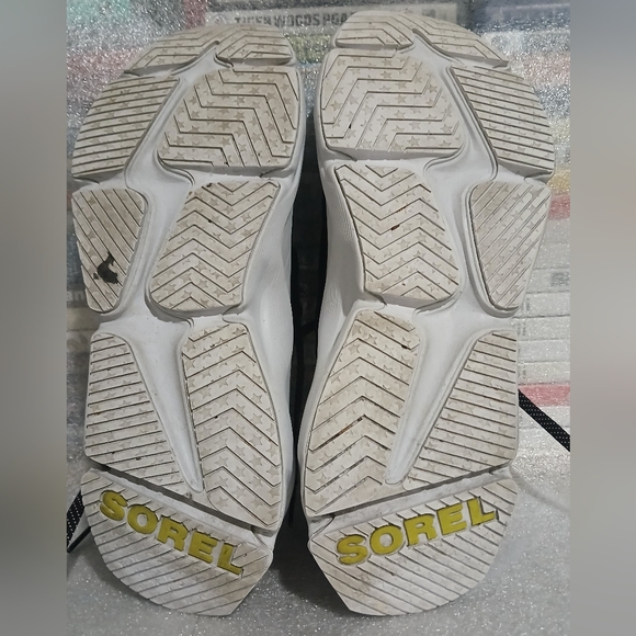 Sorel Women's Kinetic RNEGD Float Sneakers Black/Faded Spark Size: 7.5 - Picture 9 of 9